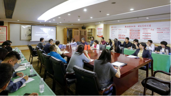 集團(tuán)開展公司治理設(shè)計(jì)與法律風(fēng)險(xiǎn)控制專題培訓(xùn)