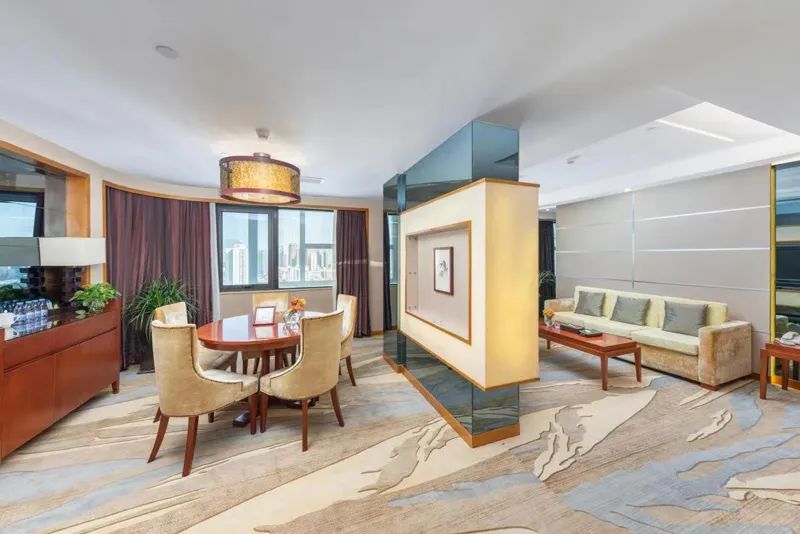 四川省尊龍凱時集團(tuán)“五一”期間各項目運(yùn)營持續(xù)升溫