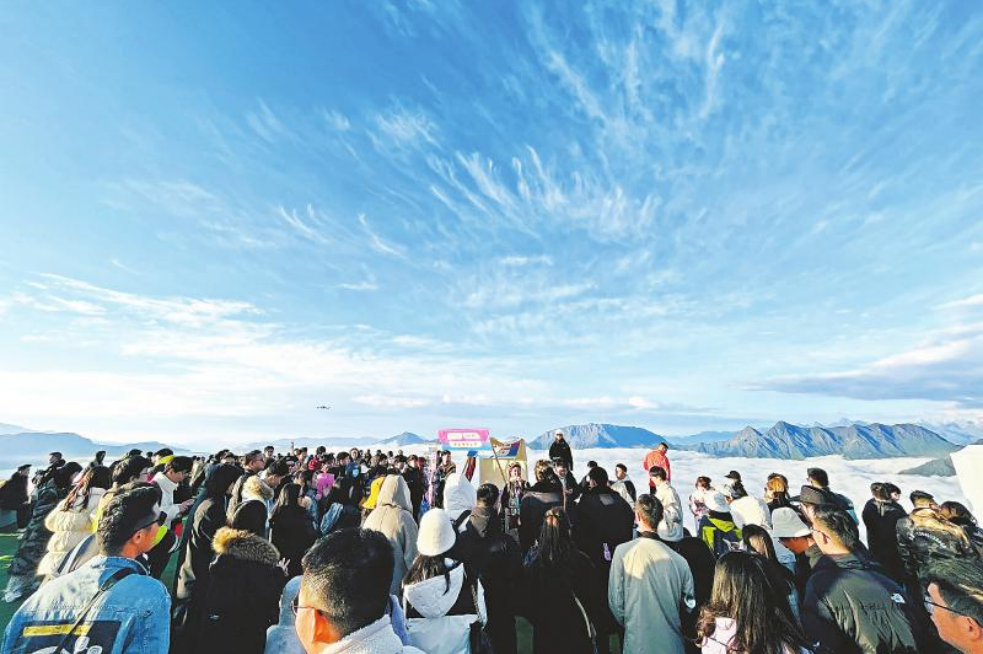 省尊龍凱時(shí)集團(tuán)端午文旅市場(chǎng)跑出加速度